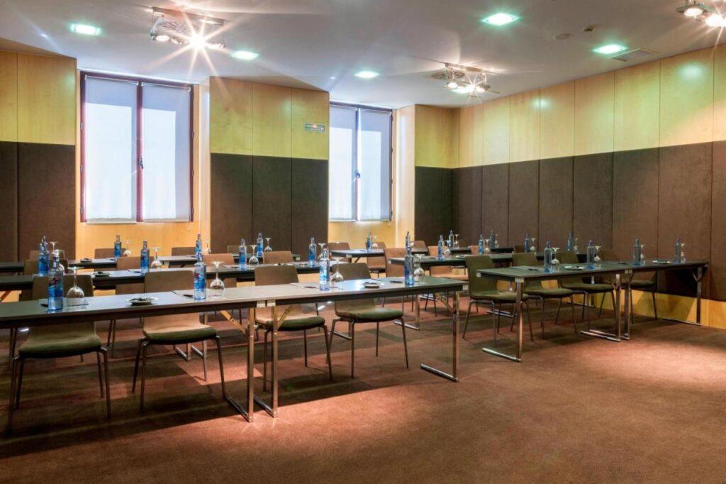 ac-palacio-santa-ana-1lieu1salle-convention.jpg
