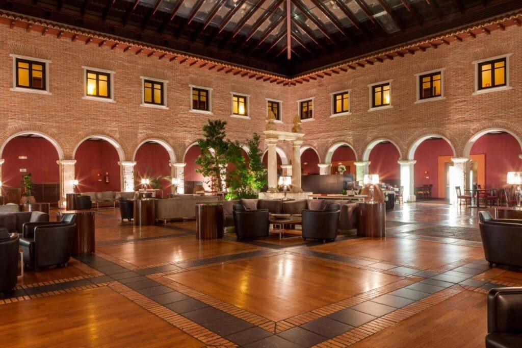 ac-palacio-santa-ana-1lieu1salle-evenements.jpg