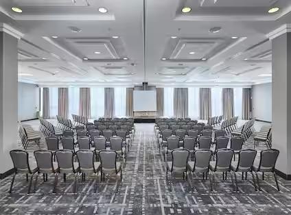 crohnhn-weatherill-conference.1lieu1salle.jpg