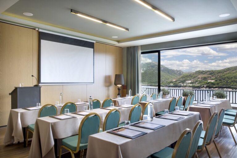 dolce-athens-attica-1lieu1salle-conferences.jpg