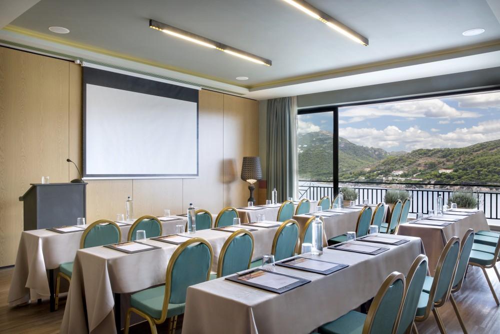 dolce-athens-attica-1lieu1salle-conferences.jpg
