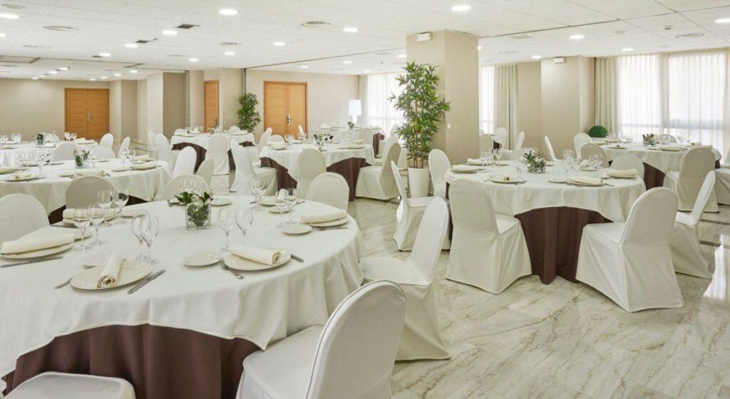hesperia-vigo-1lieu1salle-meeting.jpg