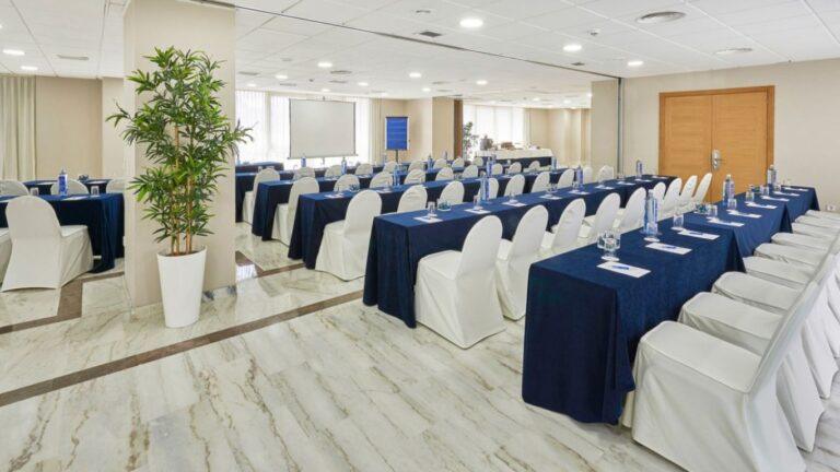 hesperia-vigo-1lieu1salle-seminaires.jpg