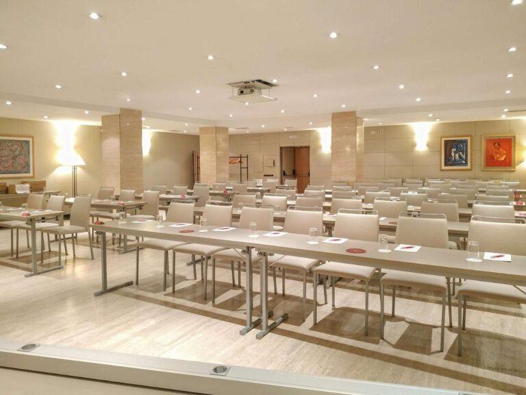 nh-salamanca-palacio-castellanos-1lieu1salle-conferences.jpg