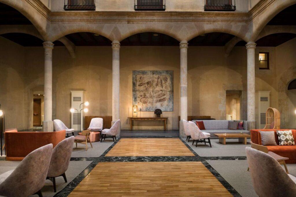 nh-salamanca-palacio-castellanos-1lieu1salle-events.jpg