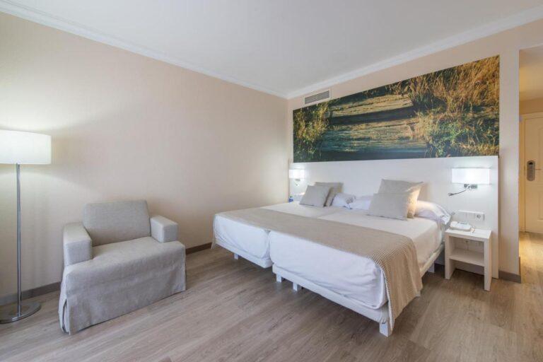 oliva-nova-beach-resort-1lieu1salle-reunions.jpg
