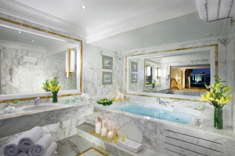 royal-olympic-hotel-1lieu1salle-seminaires.jpg