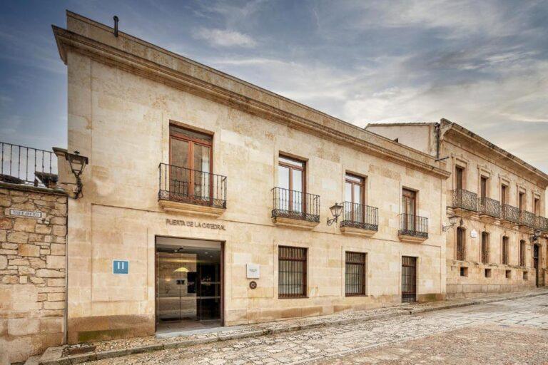 sercotel-puerta-catedral-1lieu1salle-event.jpg