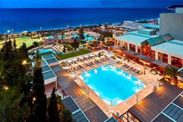sheraton-rhodes-resort-1lieu1salle-reunion.jpg
