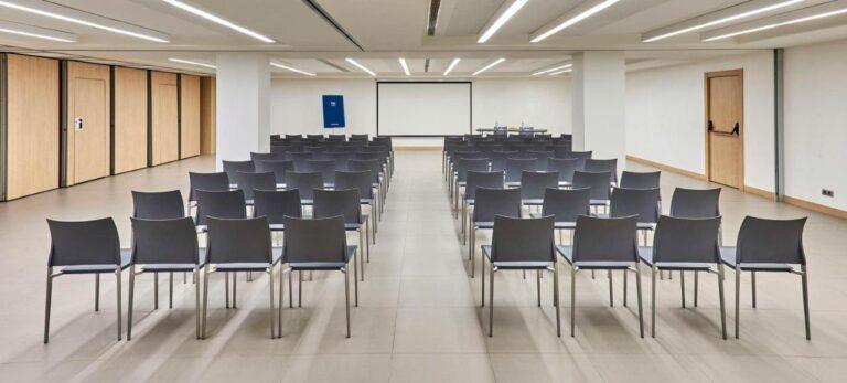 nh-campo-cartagena-1lieu1salle-meeting.jpg