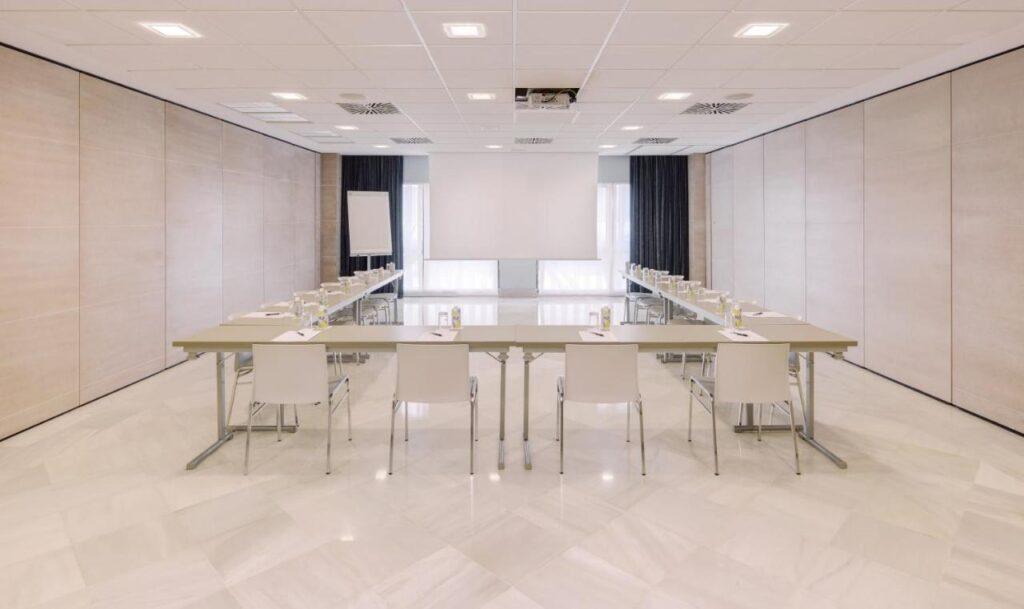 sercotel-amistad-murcia-1lieu1salle-seminaire.jpg