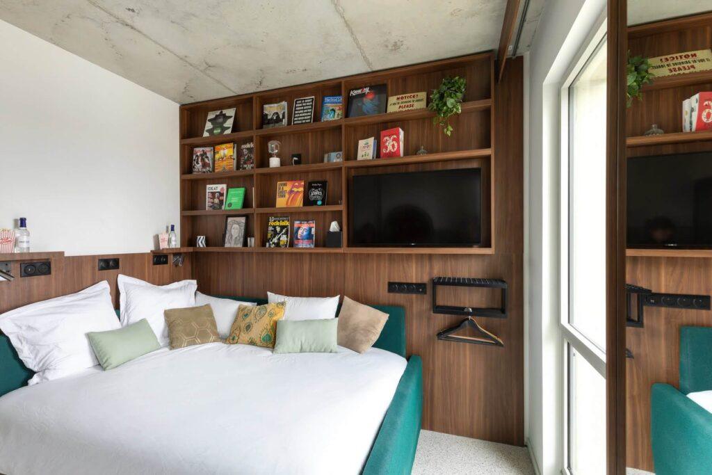 CHAMBRE-DECOR.jpg