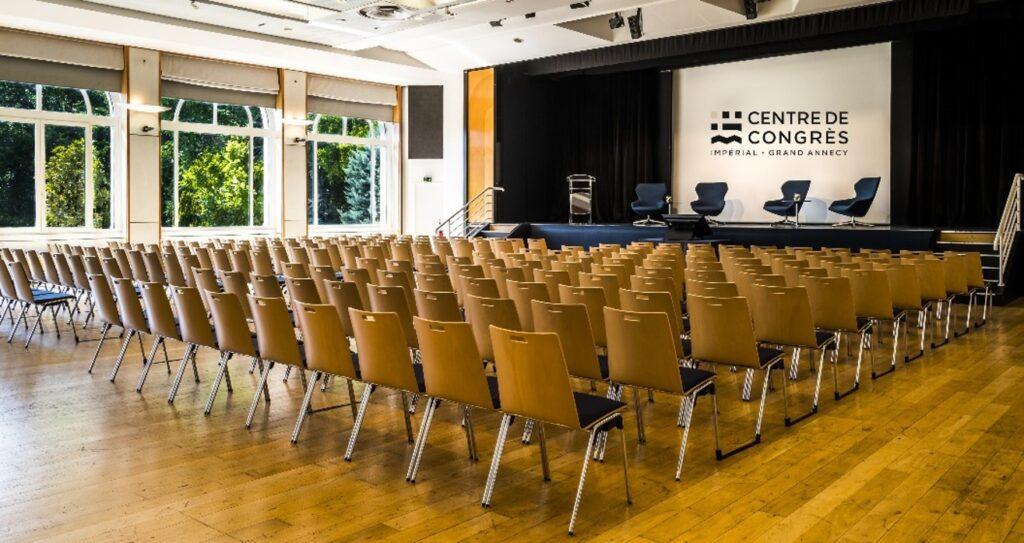 Salle-Europe-avec-logo.jpg