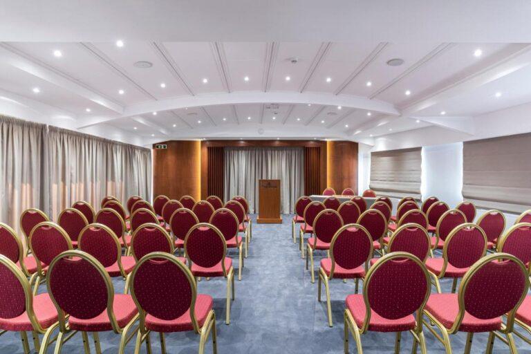 best-western-rhodes-1lieu1salle-meeting.jpg