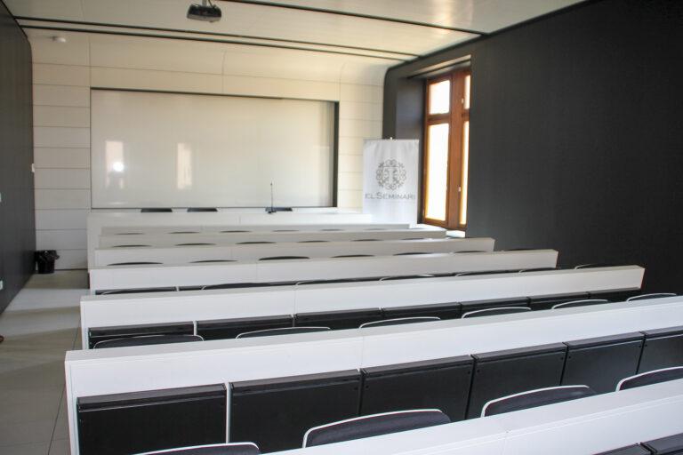 centre-tarraconense-seminari-1lieu1salle-conference.jpg