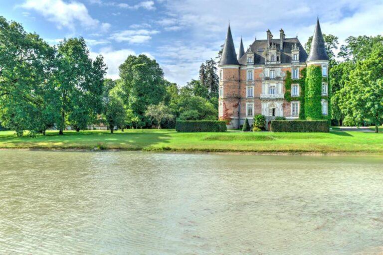 chateau-apigne-1lieu1salle-seminaire.jpg