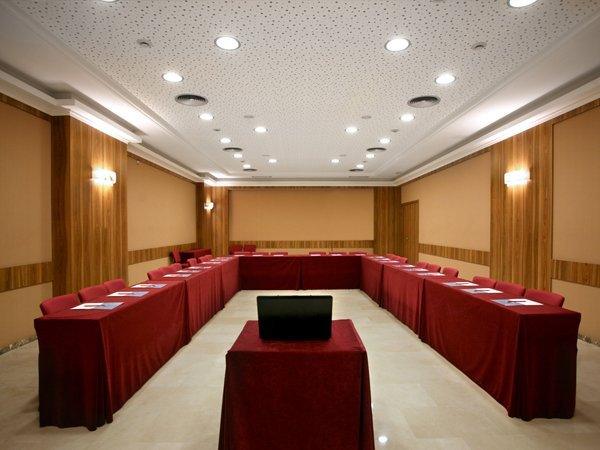 class-valls-1lieu1salle-meeting.jpeg