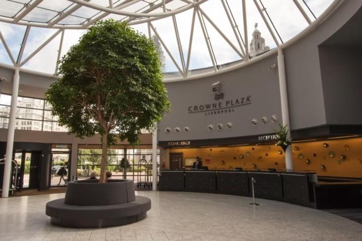 crowne-plaza-liverpool-1Lieu1Salle1.jpg