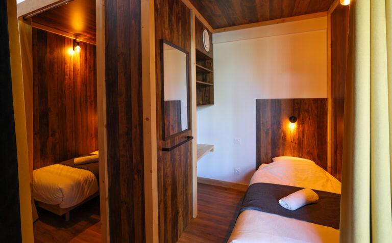 loges-2-domaine-oasis-de-france-scaled-1.jpg