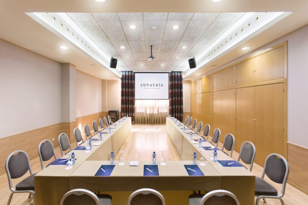 sb-ciutat-tarragona-1lieu1salle-conferences.jpg