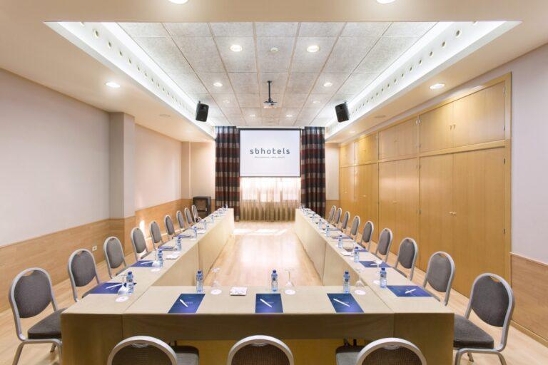 sb-ciutat-tarragona-1lieu1salle-conferences.jpg