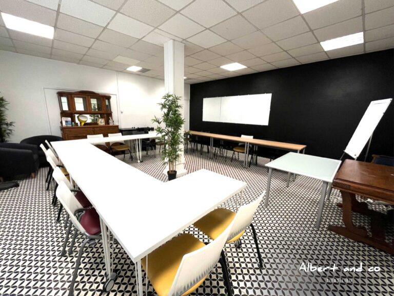 albert-co-1lieu1salle-seminaire.jpg