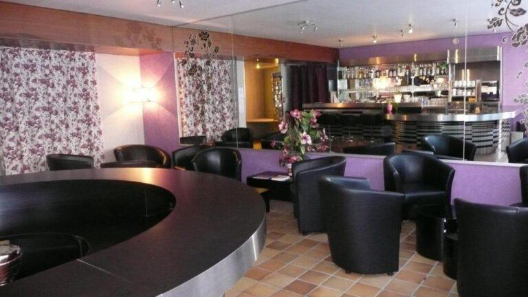 brit-hotel-cahors-valentre-1lieu1salle-meeting.jpg