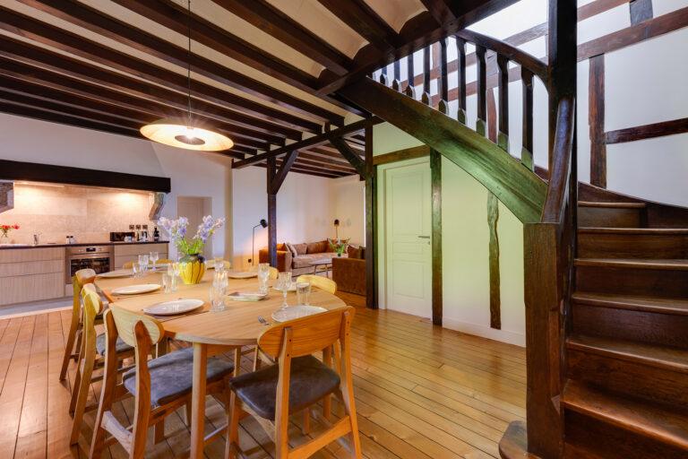 chateau-menthon-bernard-1lieu1salle-evenements.jpg