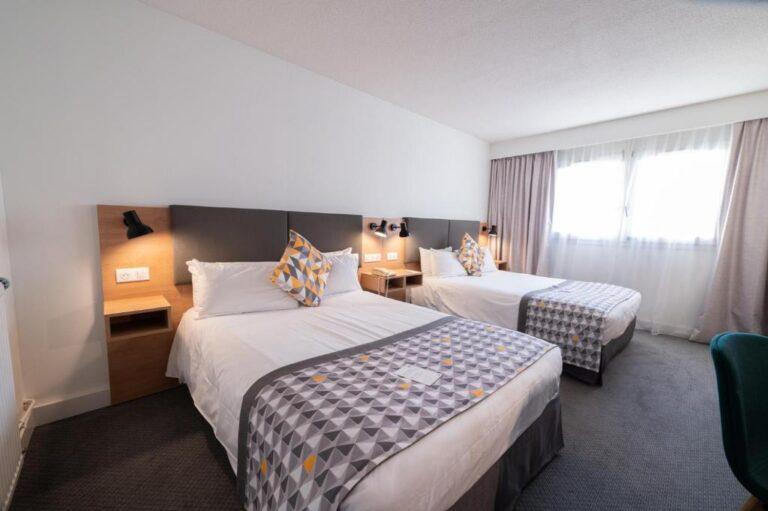 holiday-inn-calais-1lieu1salle-conference.jpg