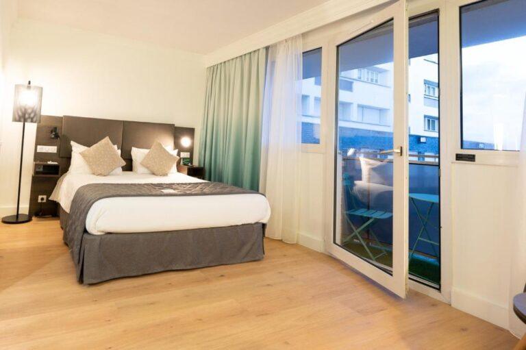 holiday-inn-calais-1lieu1salle-convention.jpg