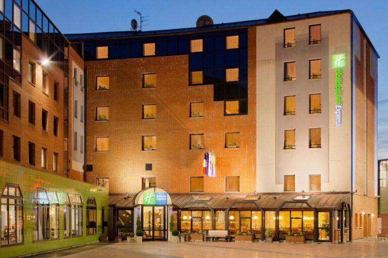 holiday-inn-express-arras-1lieu1salle-event.jpg