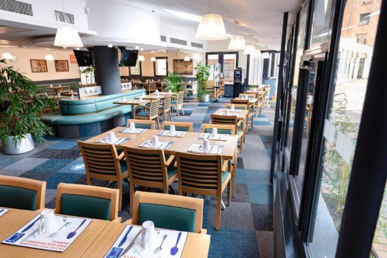 holiday-inn-express-arras-1lieu1salle-events.jpg