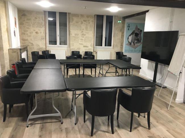 hotel-france-auch-1lieu1salle-meetings.jpg
