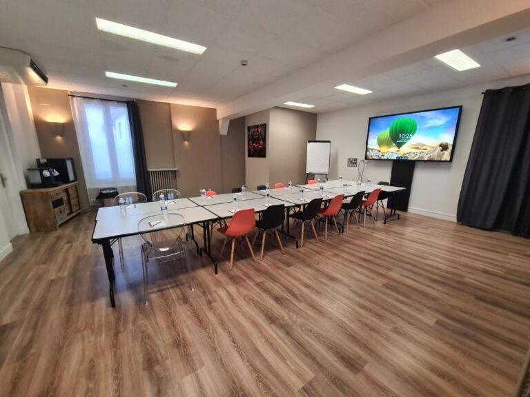 hotel-renard-1lieu1salle-seminaires.jpg