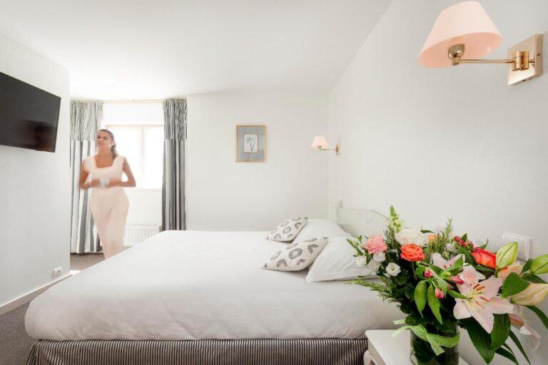 hotel-univers-arras-1lieu1salle-reunions.jpg