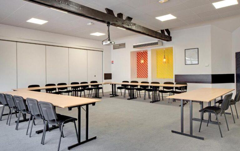 ibis-styles-auxerre-nord-1lieu1salle-seminaires.jpg