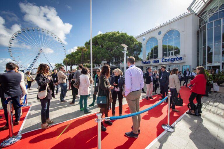 palais-congres-arcachon-1lieu1salle-reunions.jpg