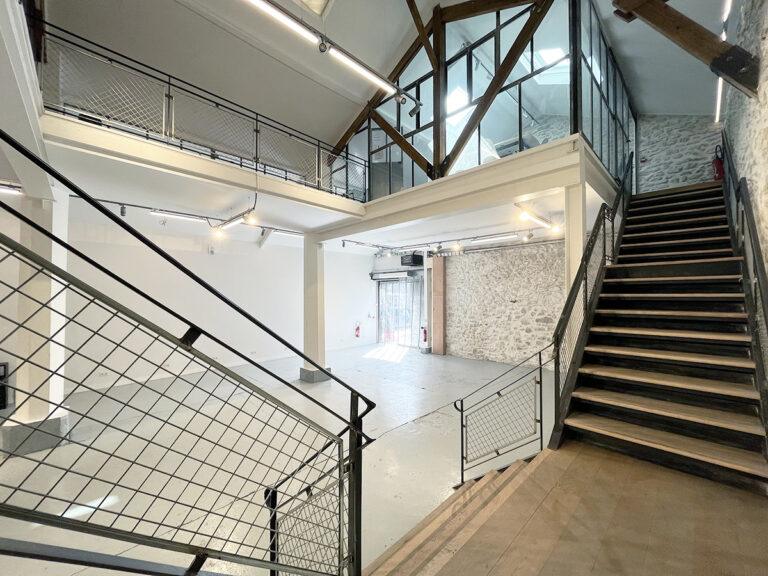 plateau_C_vytree_escalier.jpg