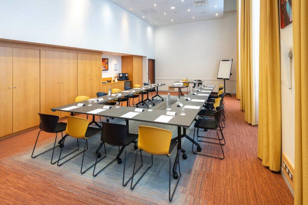 bw-colbert-chateauroux-1lieu1salle-seminaires.jpg