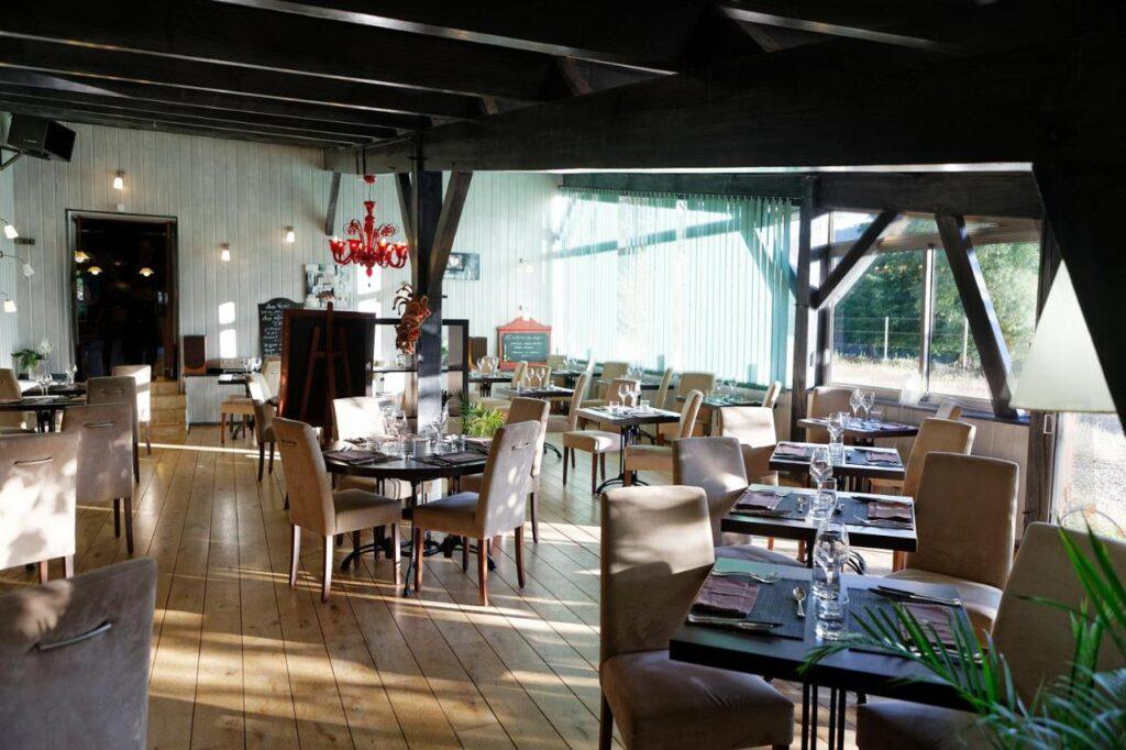 hotel-lac-foix-1lieu1salle-events.jpg