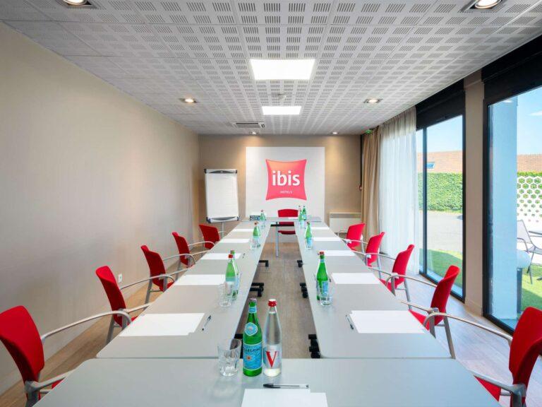 ibis-cergy-pontoise-port-1lieu1salle-meeting.jpg