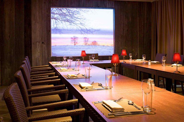 ibis-styles-cholet-1lieu1salle-meetings.jpg