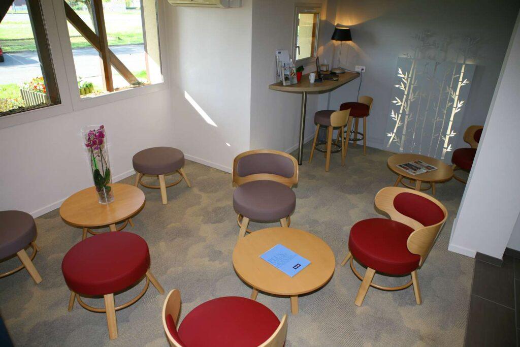 kyriad-chateauroux-1lieu1salle-reunions.jpg