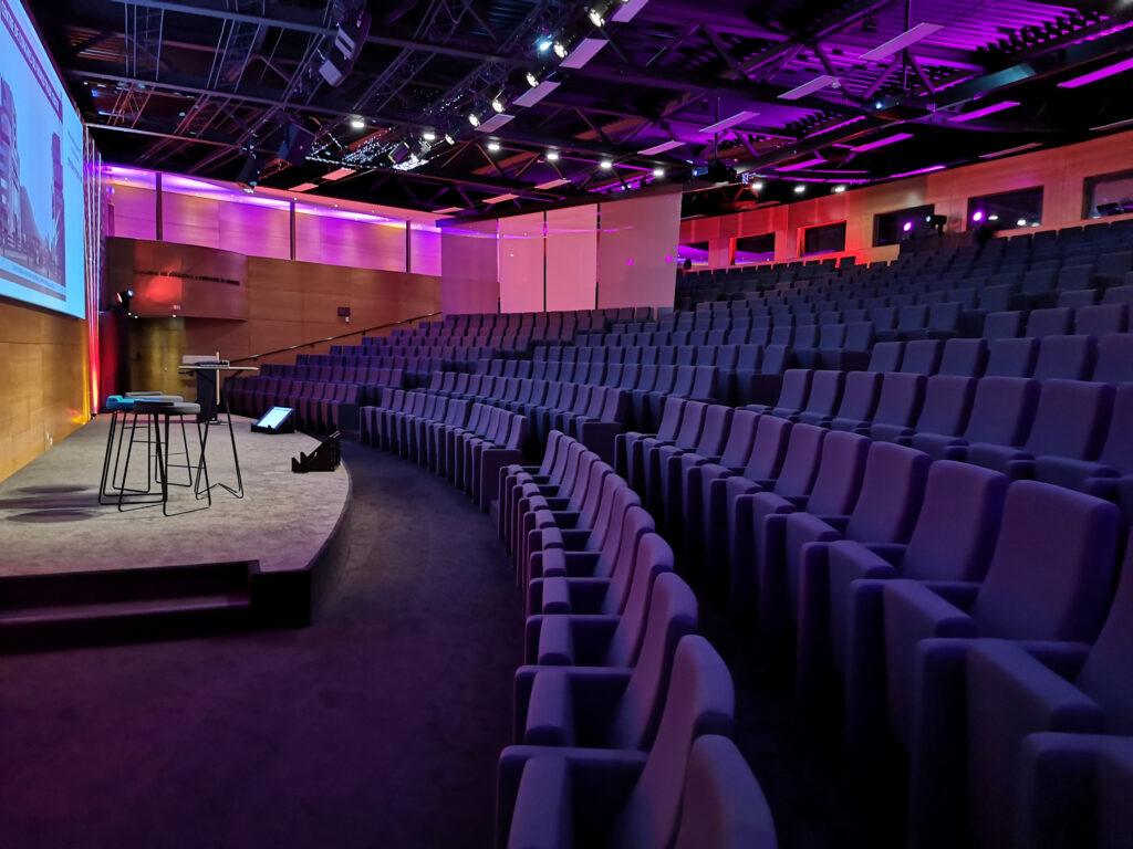 Auditorium-290-400-600-places-scaled-1.jpg