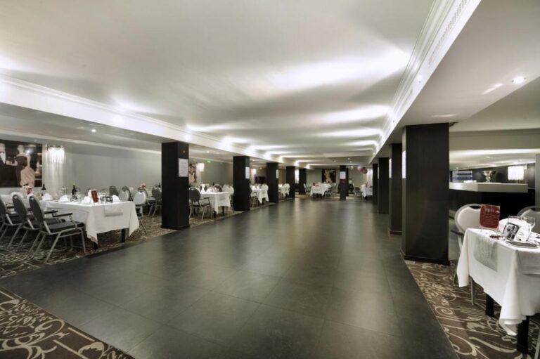 hotel-saint-aygulf-1lieu1salle-meeting.jpg