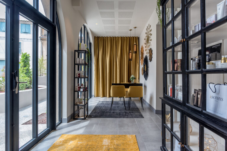 elioSpa-Reception-scaled-1.jpg