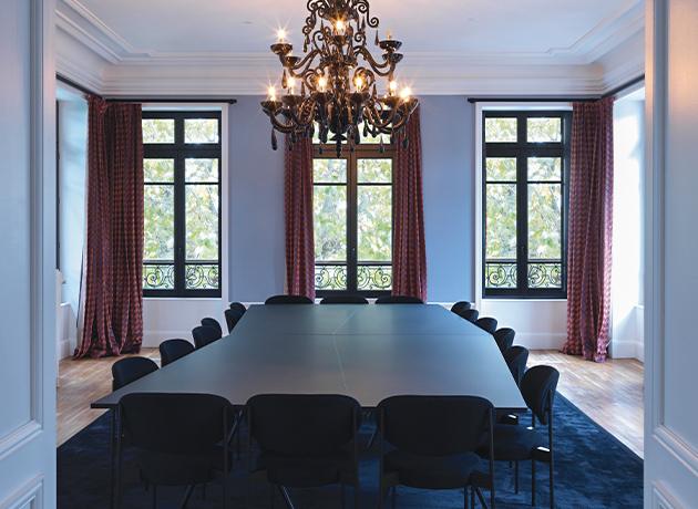 lyon-salle-prestige-table_630x460.jpg