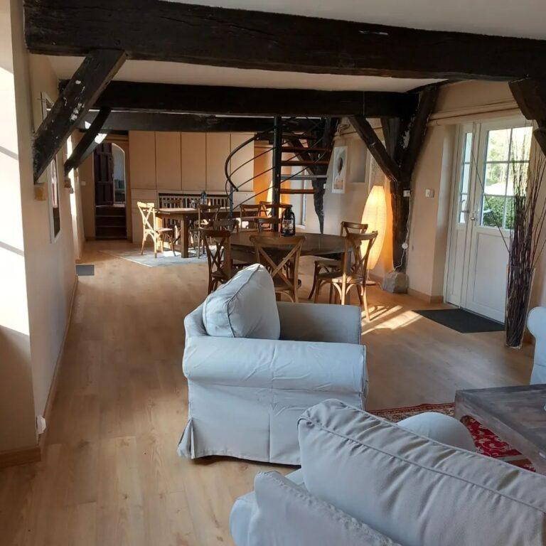 salon-petit-manoir.jpg
