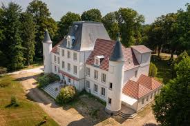 Chateau.jpeg