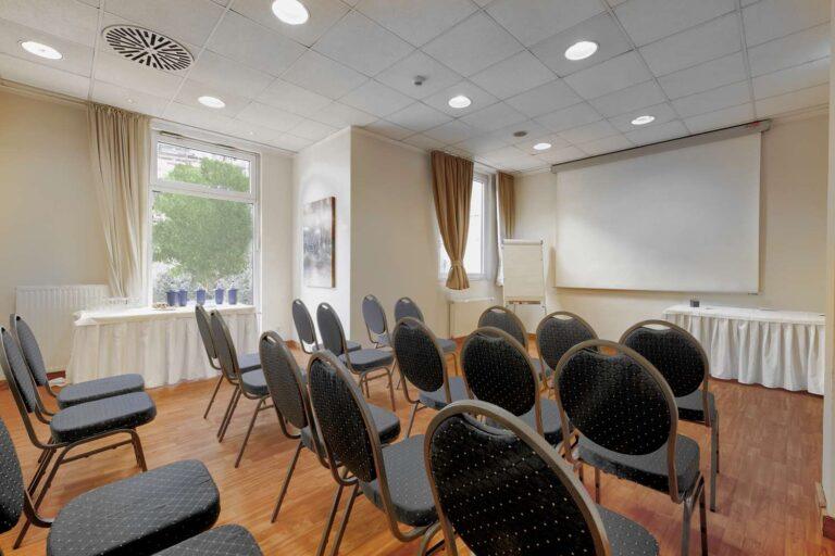 am-schloss-kopenick-berlin-1lieu1salle-seminaires.jpg